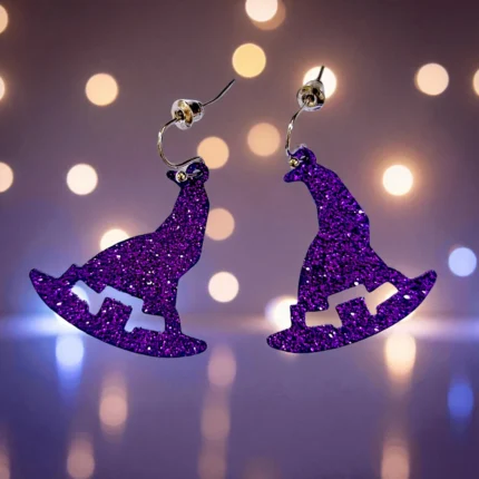 Aretes sombrero de bruja morado