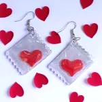 Aretes corazón empacado