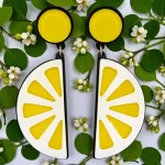 aretes de medio limón amarillo