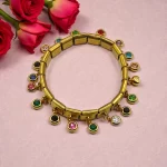 PULSERA DORADO DIJES DE COLORES