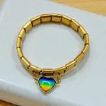 PULSERA ITALIANA DORADA CON DIJE DE CORAZON ARCOIRIS