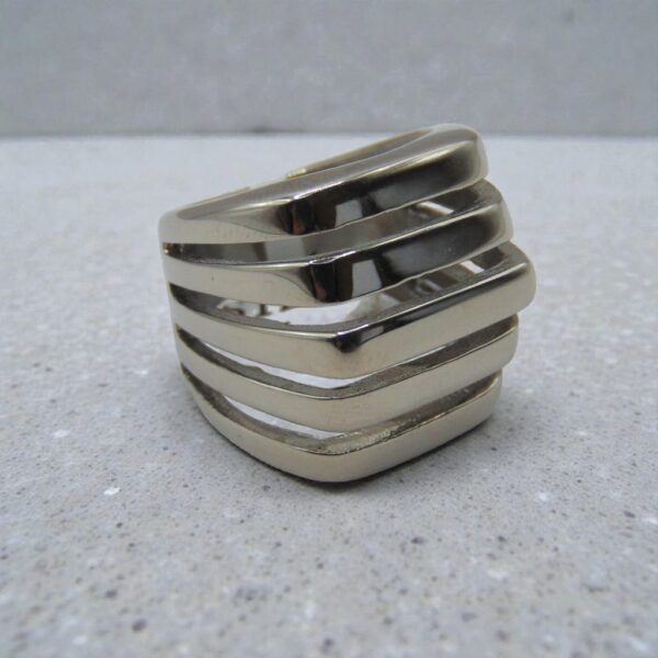 anillos acero inoxidable rejillas plateadas