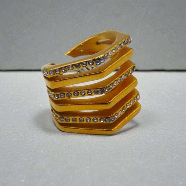 anillos acero inoxidable de rejillas con piedras