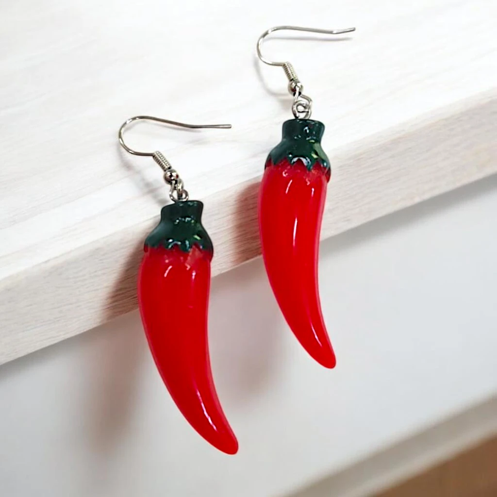 WhatsApp Image 2026-06-10 at 11.49.51 AM (8) ARETES LOCOS DE CHILE ROJO - Image 1