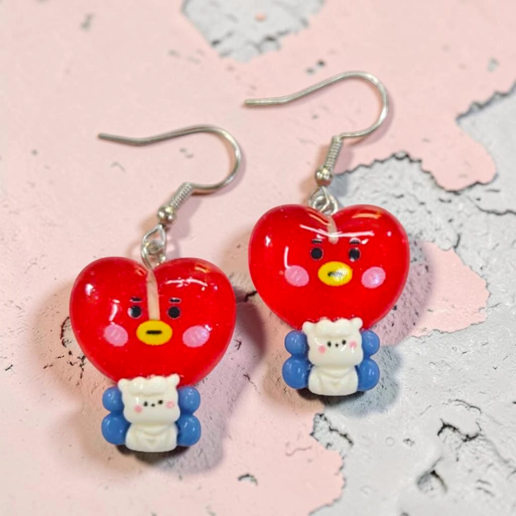 WhatsApp Image 2026-06-10 at 11.50.01 AM (1) aretes de mascota de K-pop V - Image 1