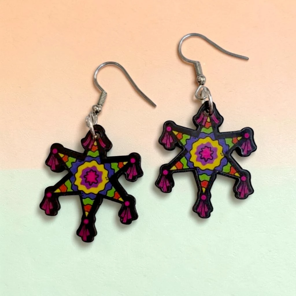 WhatsApp Image 2026-08-17 at 12.50.52 PM ARETES DE DISEÑO PIÑATA COLORIDA ESTRELLA MDF - Image 1