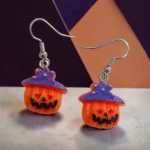 aretes de halloween calabaza con sombrero morado