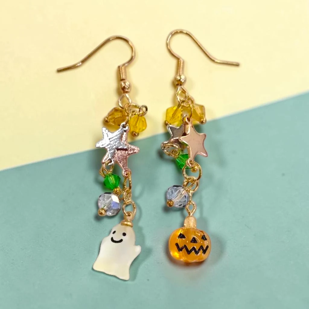 image-0 (3) aretes de halloween fantasmas y calabaza colgantes con estrellas - Imagen 1