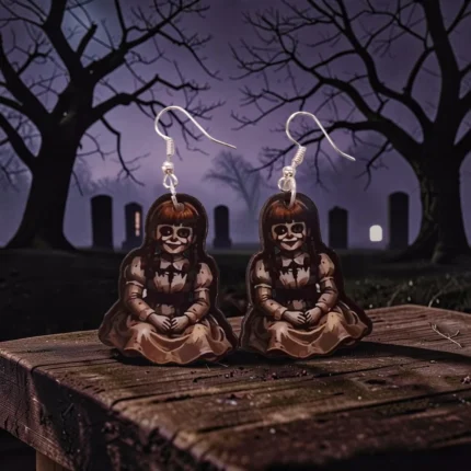 ARETES DE HALLOWEEN DE TERROR MUÑECA POSEIDA