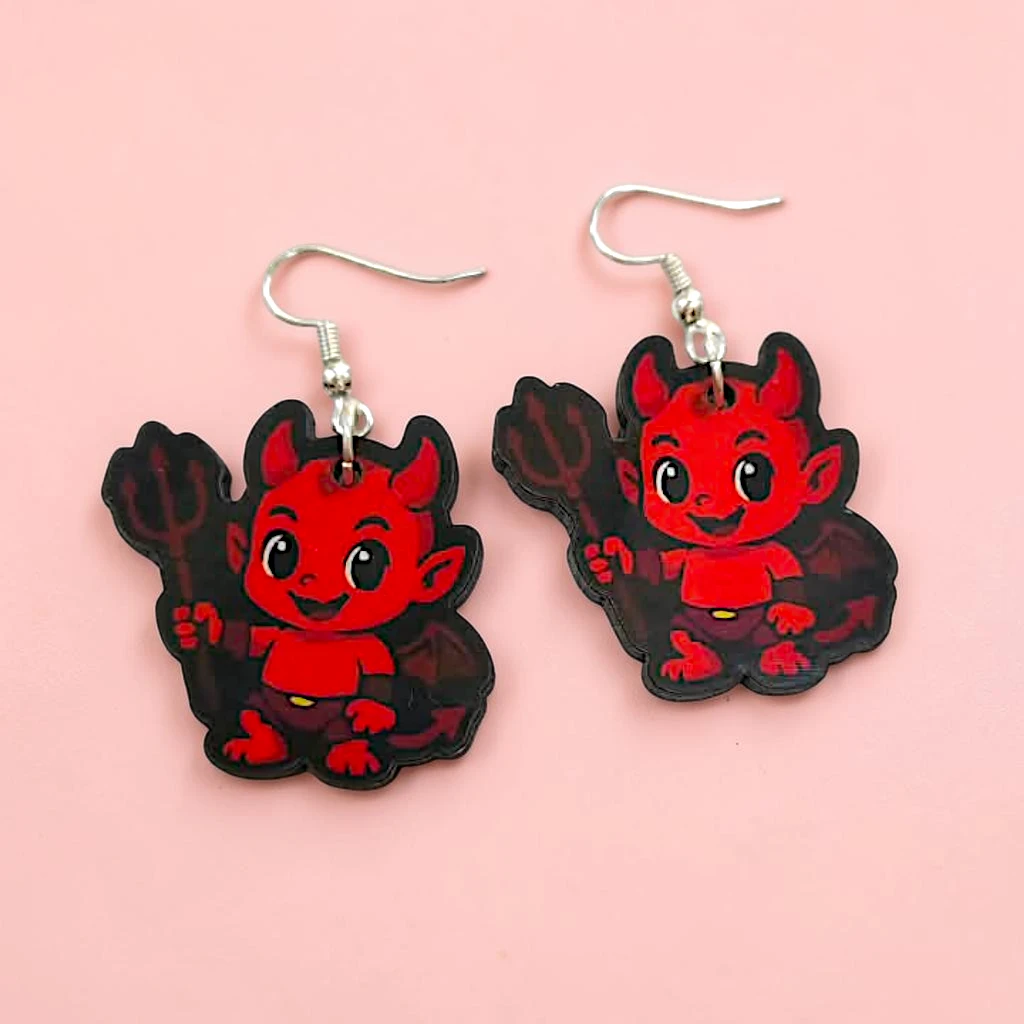 WhatsApp Image 2026-10-06 at 3.54.14 PM (2) aretes de halloween diablito feliz - Imagen 1