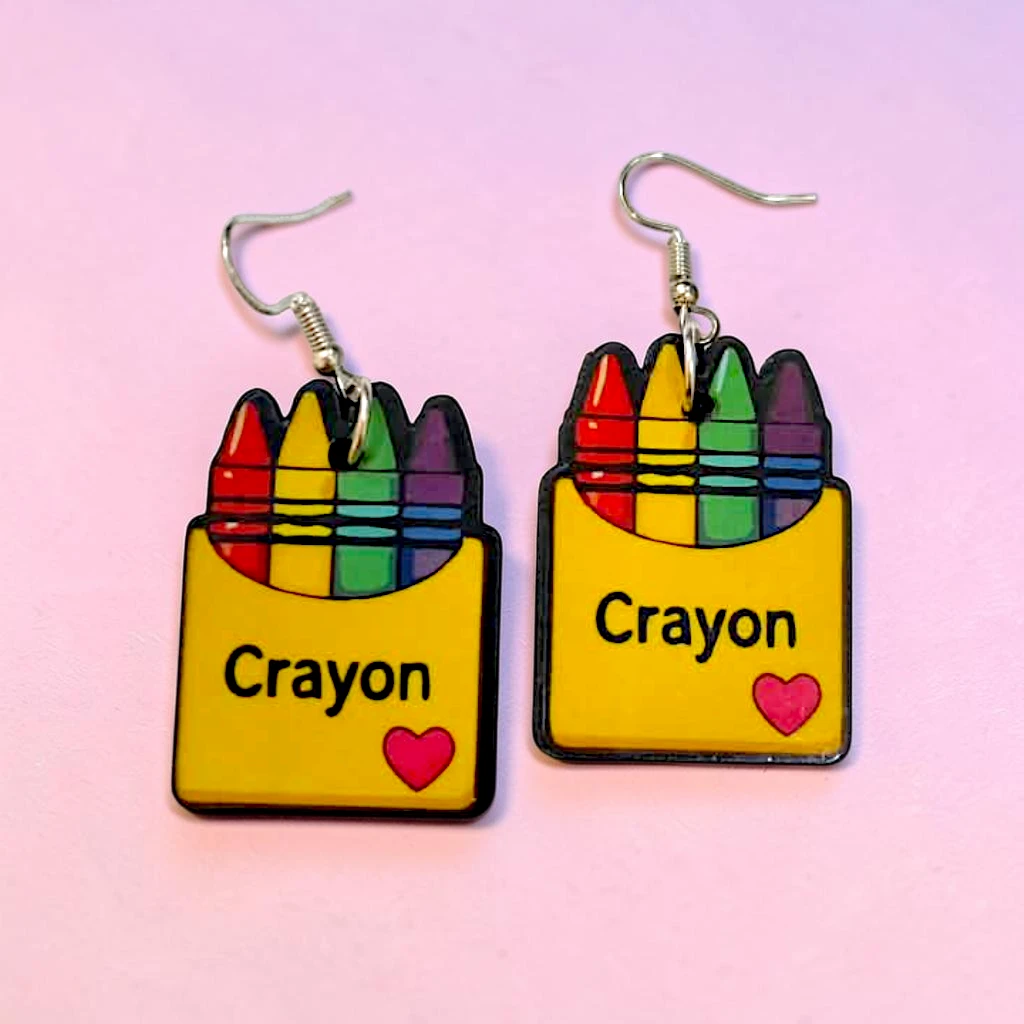 WhatsApp Image 2026-10-08 at 11.16.18 AM (3) aretes de paquetes de crayolas - Imagen 1