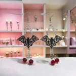 ARETES COLGANTES DE MURCIELAGO PIEDRAS COLGANTES
