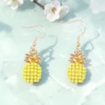ARETES DE PIÑA COLGANTES